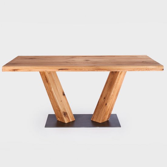 CRAI – Masă din lemn masiv